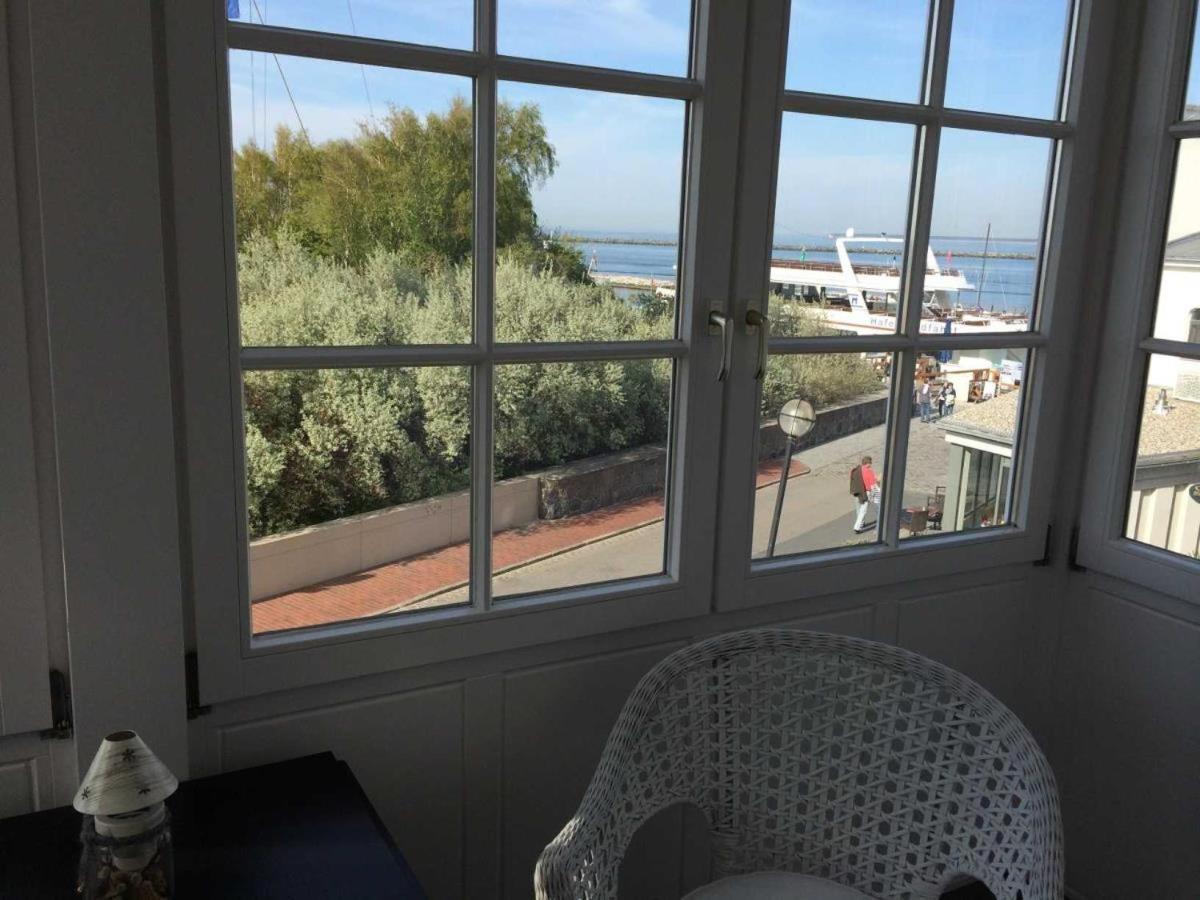 Vormann Jantzen, Direkt Am Leuchtturm Apartment Rostock Bagian luar foto